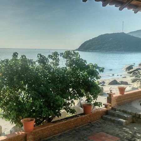 Wild Beach Boutique Resort Ninh Phuoc エクステリア 写真