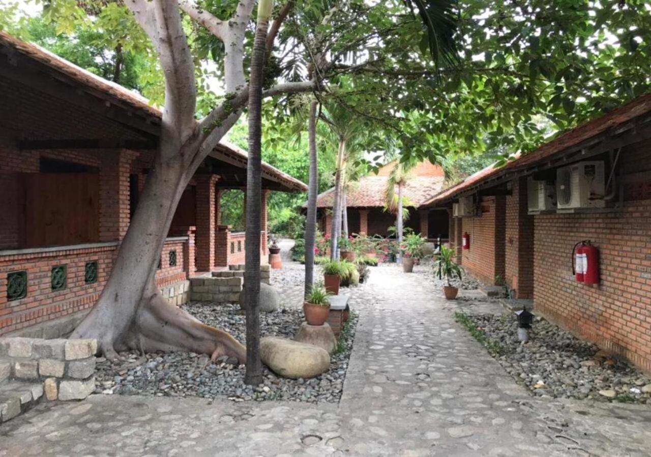 Wild Beach Boutique Resort Ninh Phuoc エクステリア 写真